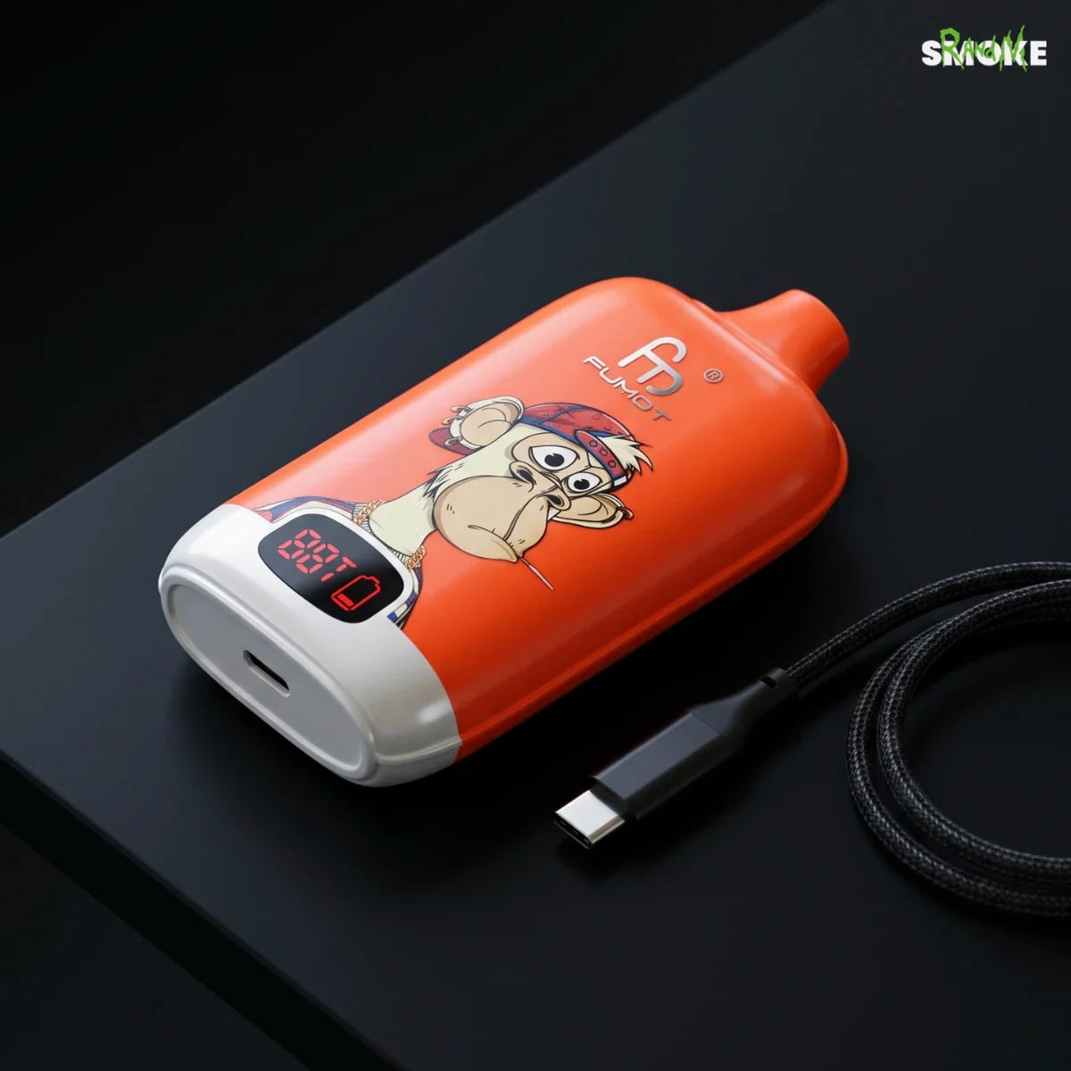 RandM Vape mit leerem Akku neben USB-C-Ladekabel – Vape lädt nicht